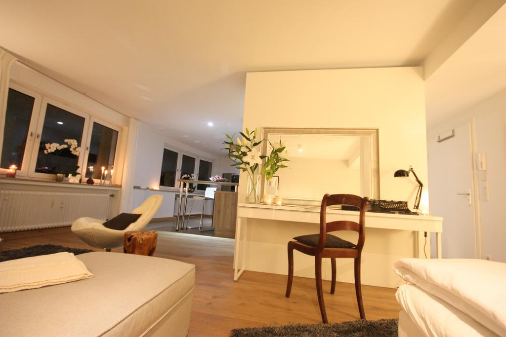 Apartmán Dorya Am Ring Kolín nad Rýnem Pokoj fotografie