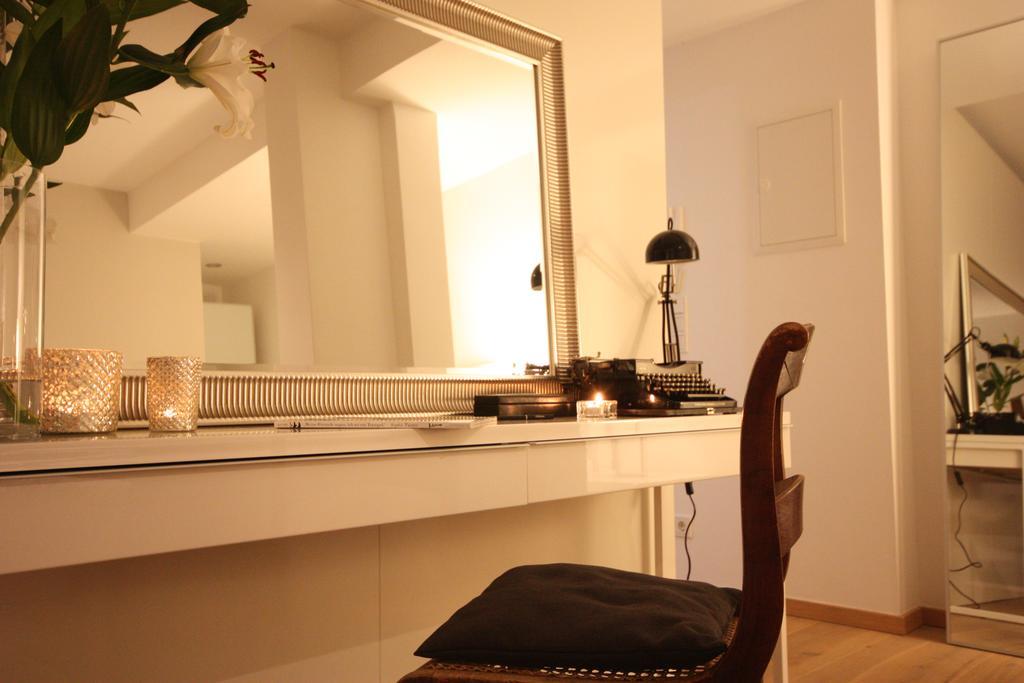 Apartmán Dorya Am Ring Kolín nad Rýnem Pokoj fotografie